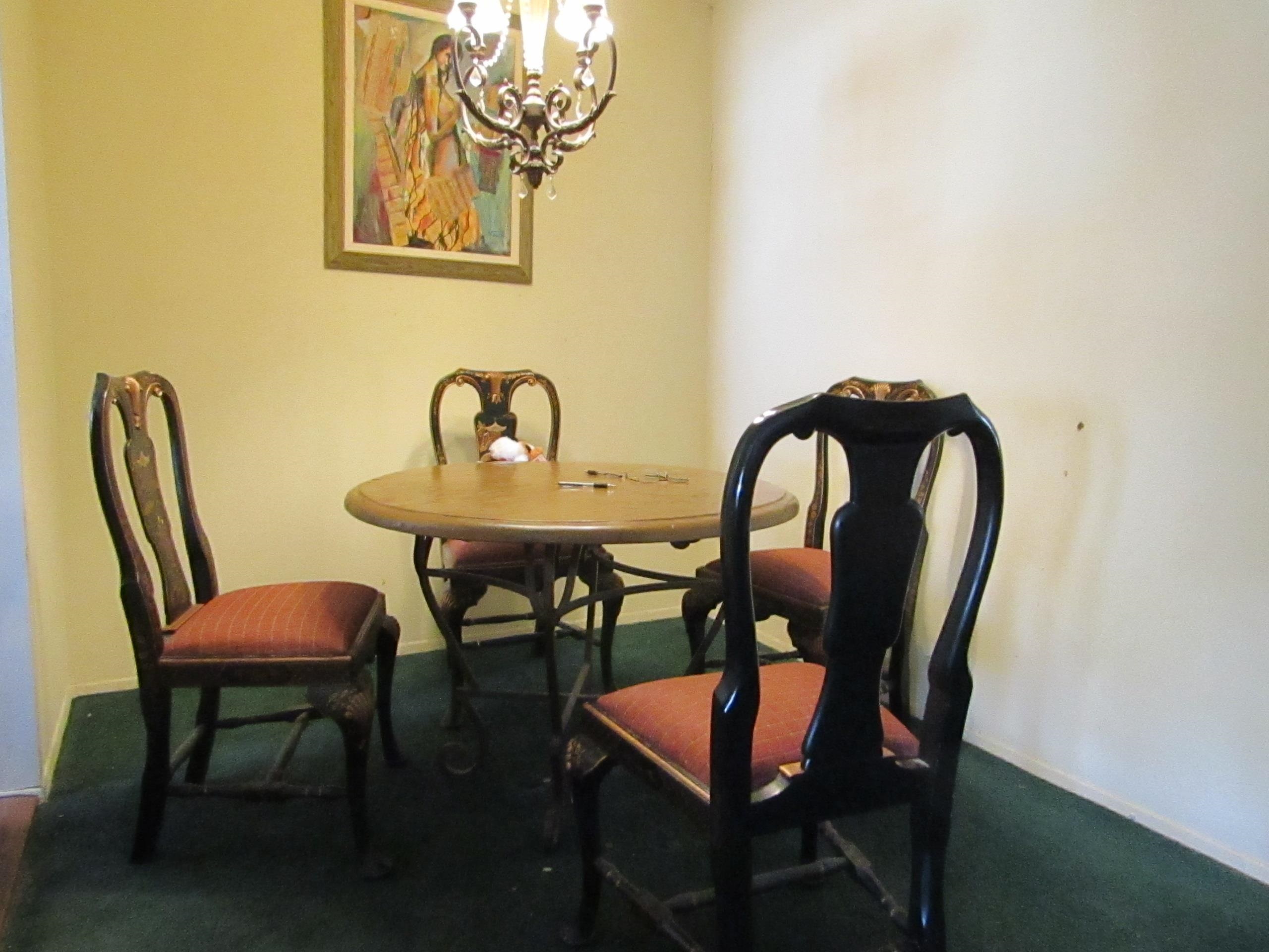 31 Exeter Road Jersey City, NJ 07305 - Photo 19 of 39 a table and chairs in a room