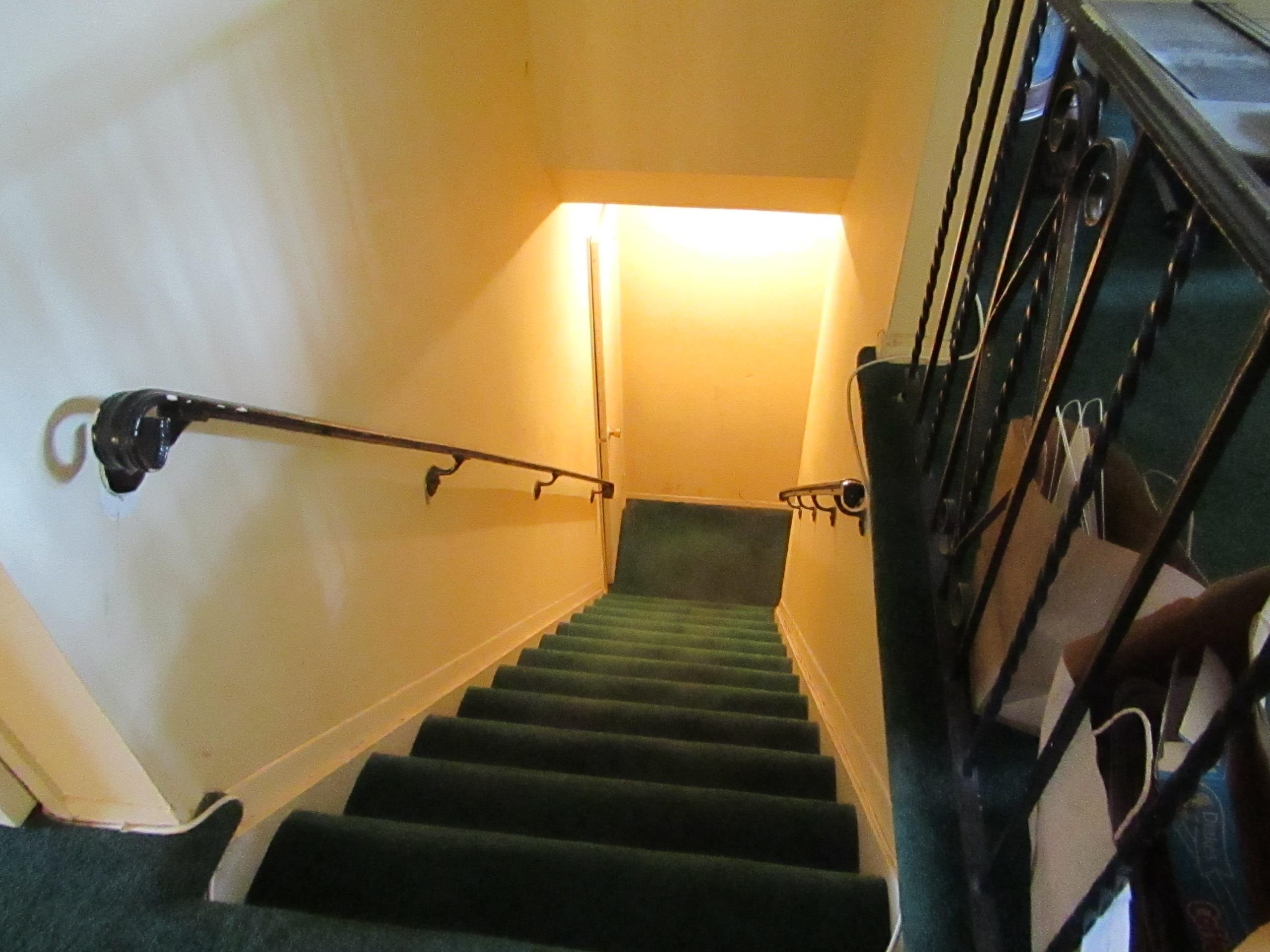 31 Exeter Road Jersey City, NJ 07305 - Photo 20 of 39