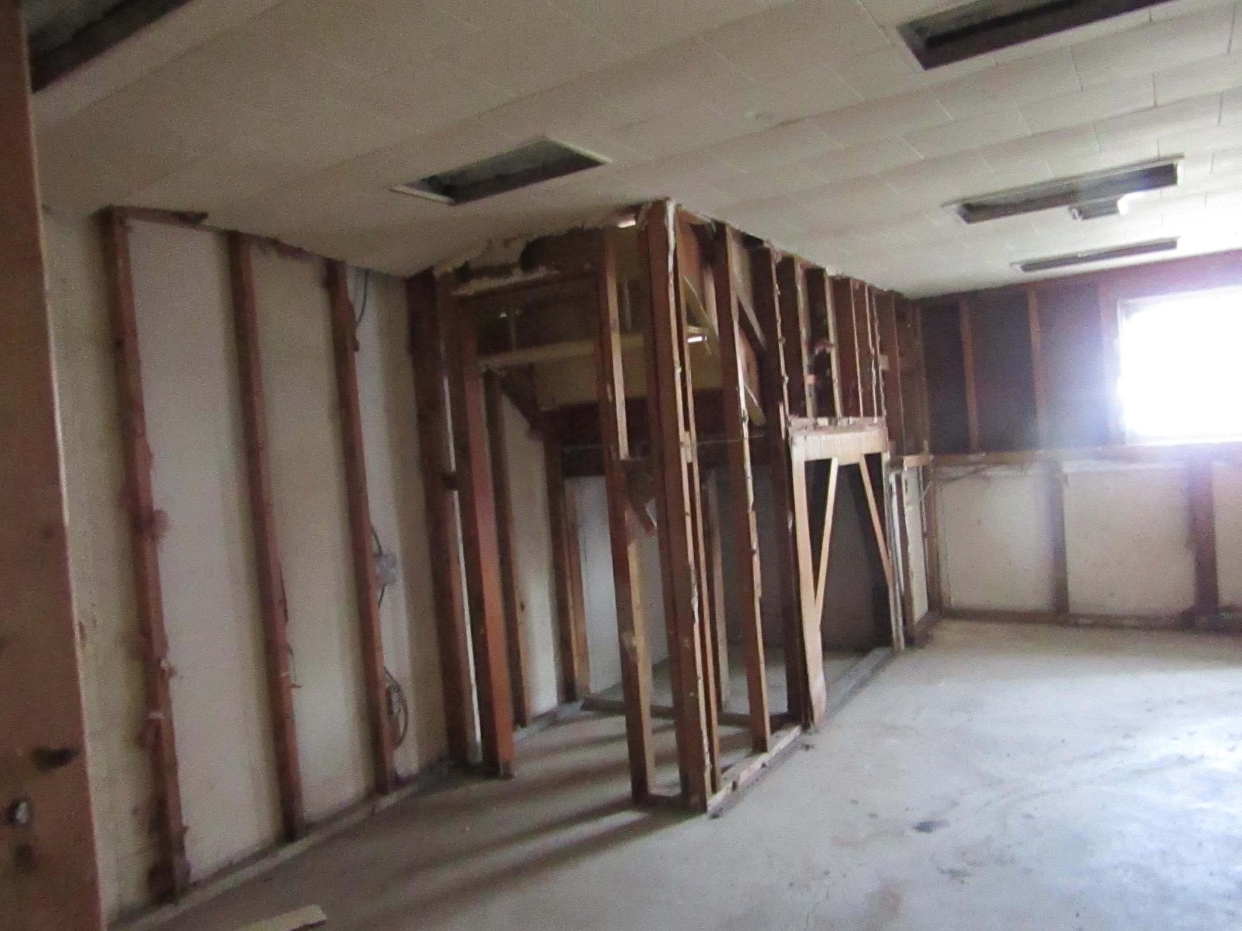 31 Exeter Road Jersey City, NJ 07305 - Photo 30 of 39 a view of a room with walk in closet