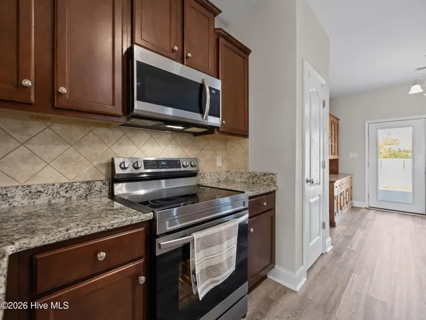 $399,950 | 126 Turquoise Drive, Jacksonville, NC 28546