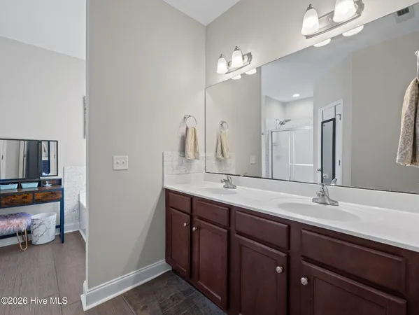 $399,950 | 126 Turquoise Drive, Jacksonville, NC 28546