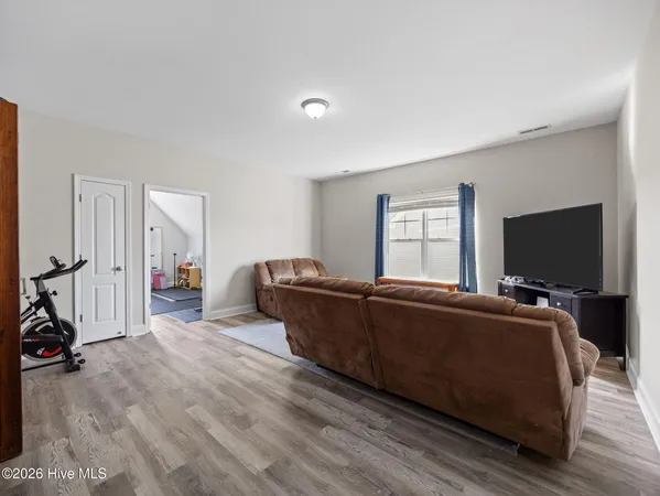 $399,950 | 126 Turquoise Drive, Jacksonville, NC 28546