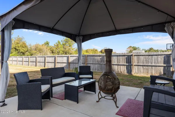 $399,950 | 126 Turquoise Drive, Jacksonville, NC 28546