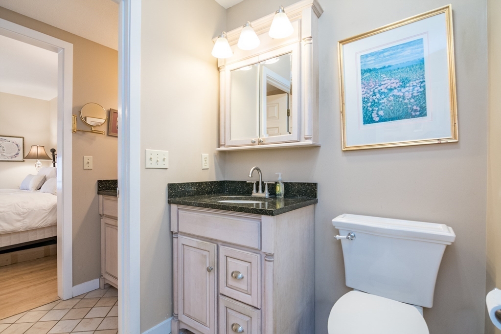 60 Amity Place, Unit 60 Amherst, MA 01002 - Photo 25 of 42