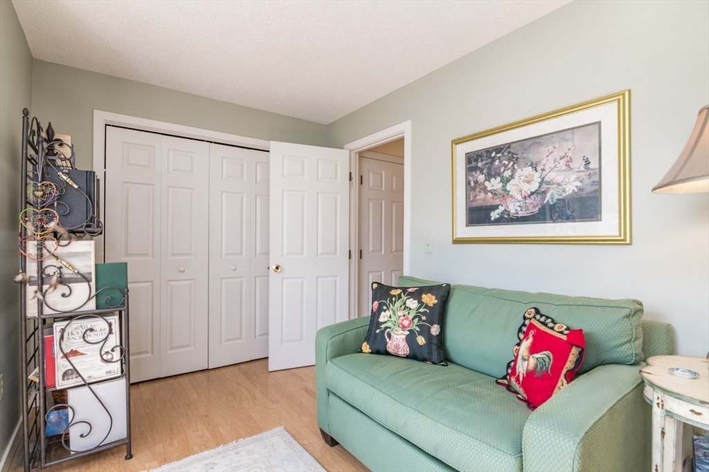 60 Amity Place, Unit 60 Amherst, MA 01002 - Photo 27 of 42