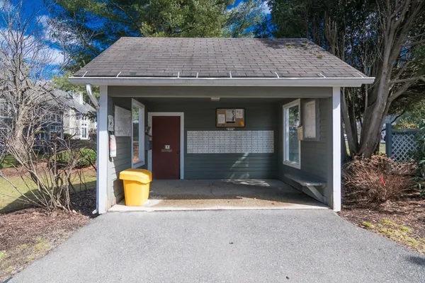 $555,000 | 60 Amity Place, Unit 60, Amherst, MA 01002