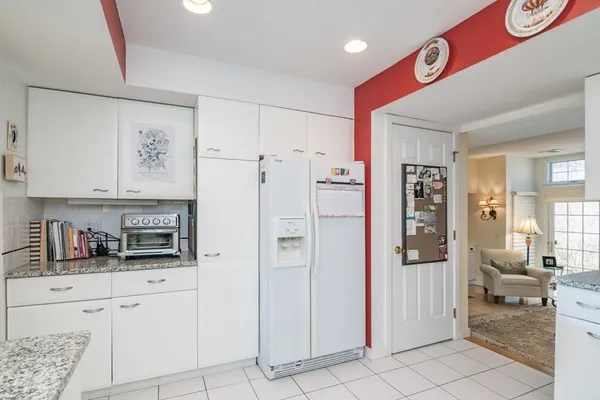 $555,000 | 60 Amity Place, Unit 60, Amherst, MA 01002