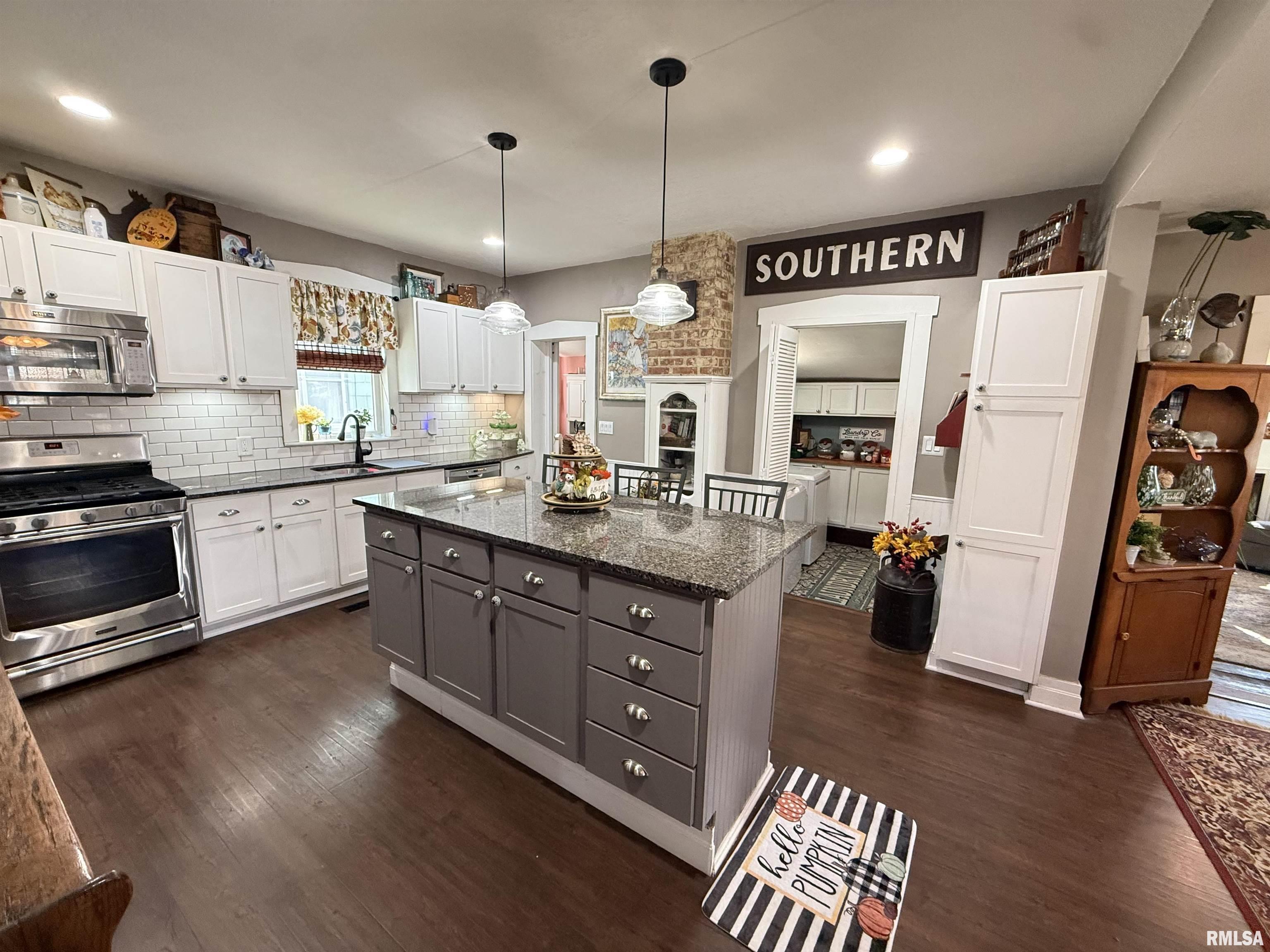 902 Adams Street Quincy, IL 62301 - Photo 11 of 44