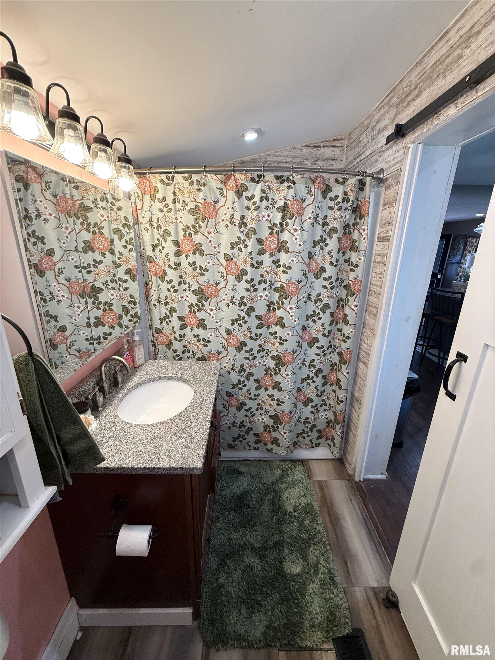 902 Adams Street Quincy, IL 62301 - Photo 16 of 44