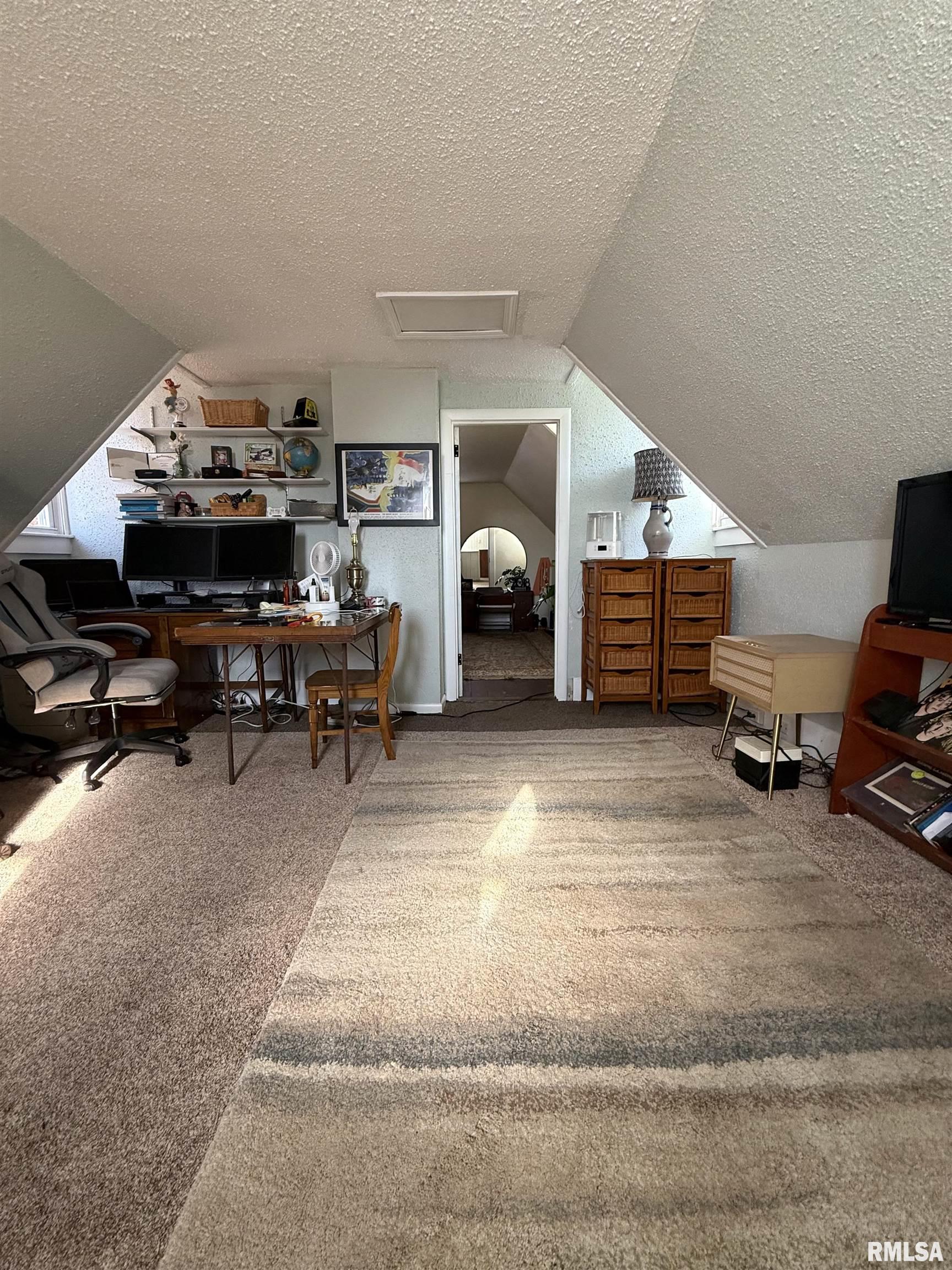 902 Adams Street Quincy, IL 62301 - Photo 25 of 44