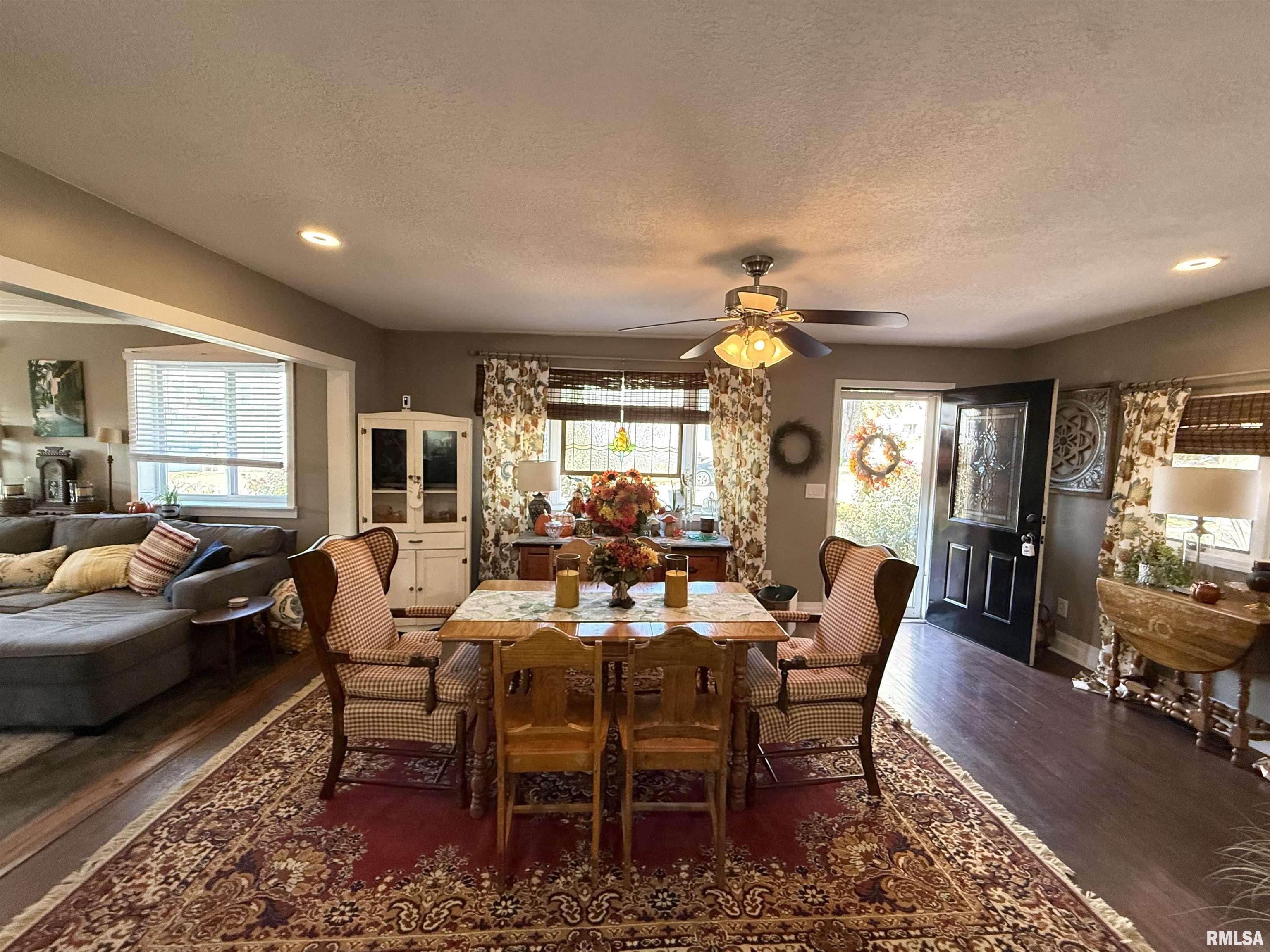 902 Adams Street Quincy, IL 62301 - Photo 8 of 44