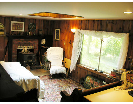25 Echo Road Brimfield, MA 01010 - Photo 5 of 11 Gallery Image 5