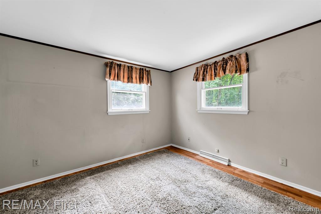 6259 Smith Road Linden, MI 48451 - Photo 18 of 49