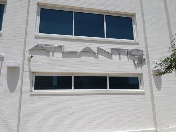 $2,400 | 901 North Upper Broadway, Unit 306, Corpus Christi, TX 78401