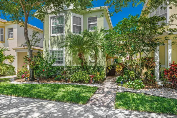 $2,100 | 2036 Southeast Avon Park Drive, Port St. Lucie, FL 34952