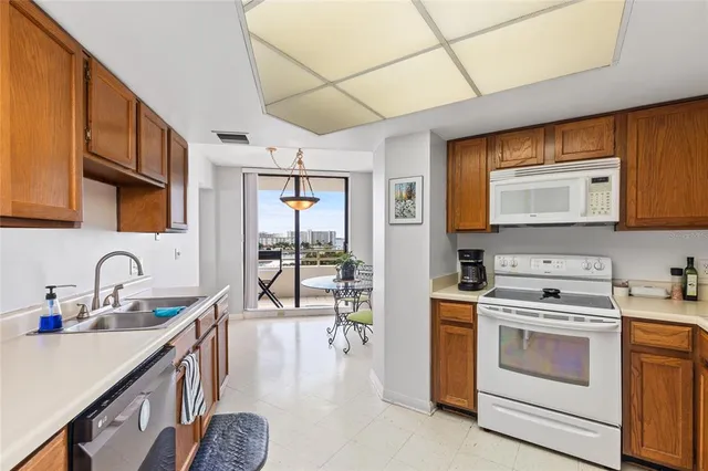 a view of a back yard of the house