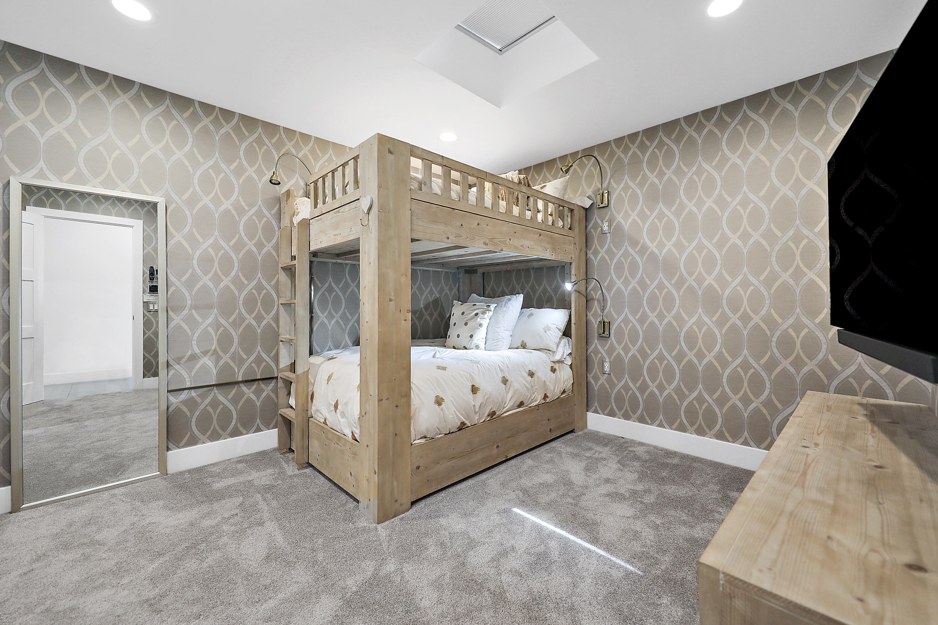 24 Leon Way Rancho Mirage, CA 92270 - Photo 10 of 30 a view of a bedroom with hallway