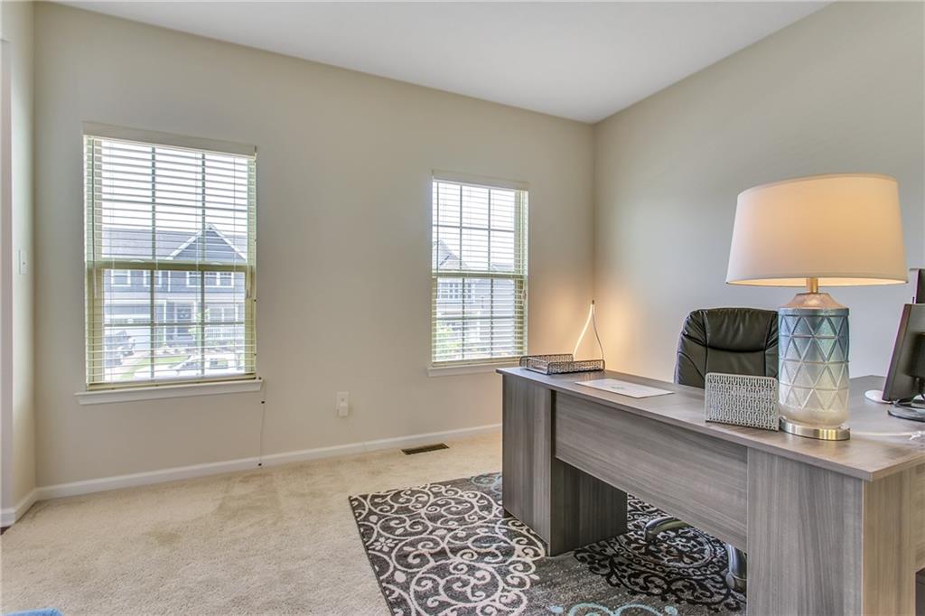 120 Magnolia Drive McKees Rocks, PA 15136 - Photo 6 of 25 Gallery Image 6