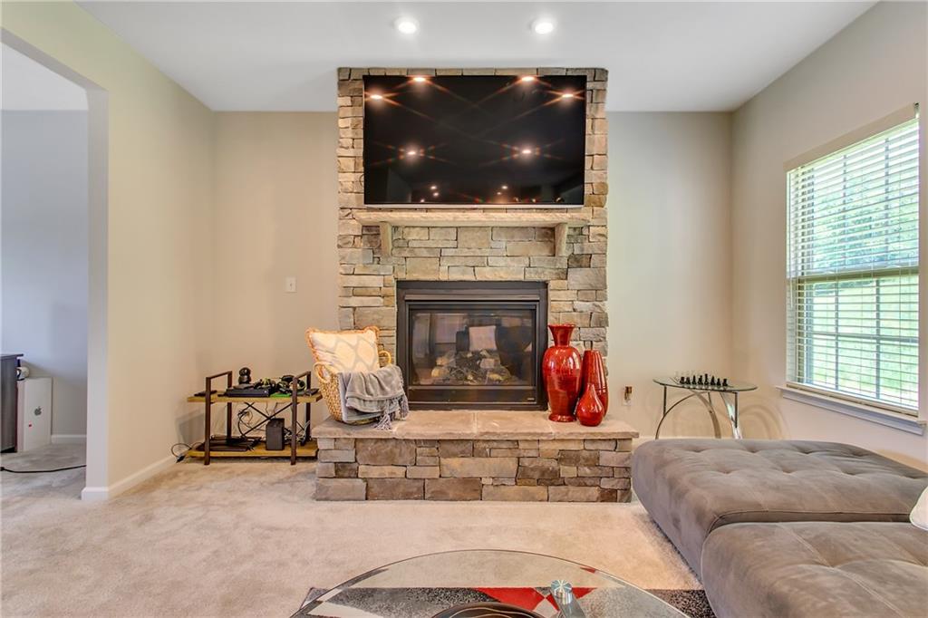 120 Magnolia Drive McKees Rocks, PA 15136 - Photo 8 of 25 Gallery Image 8