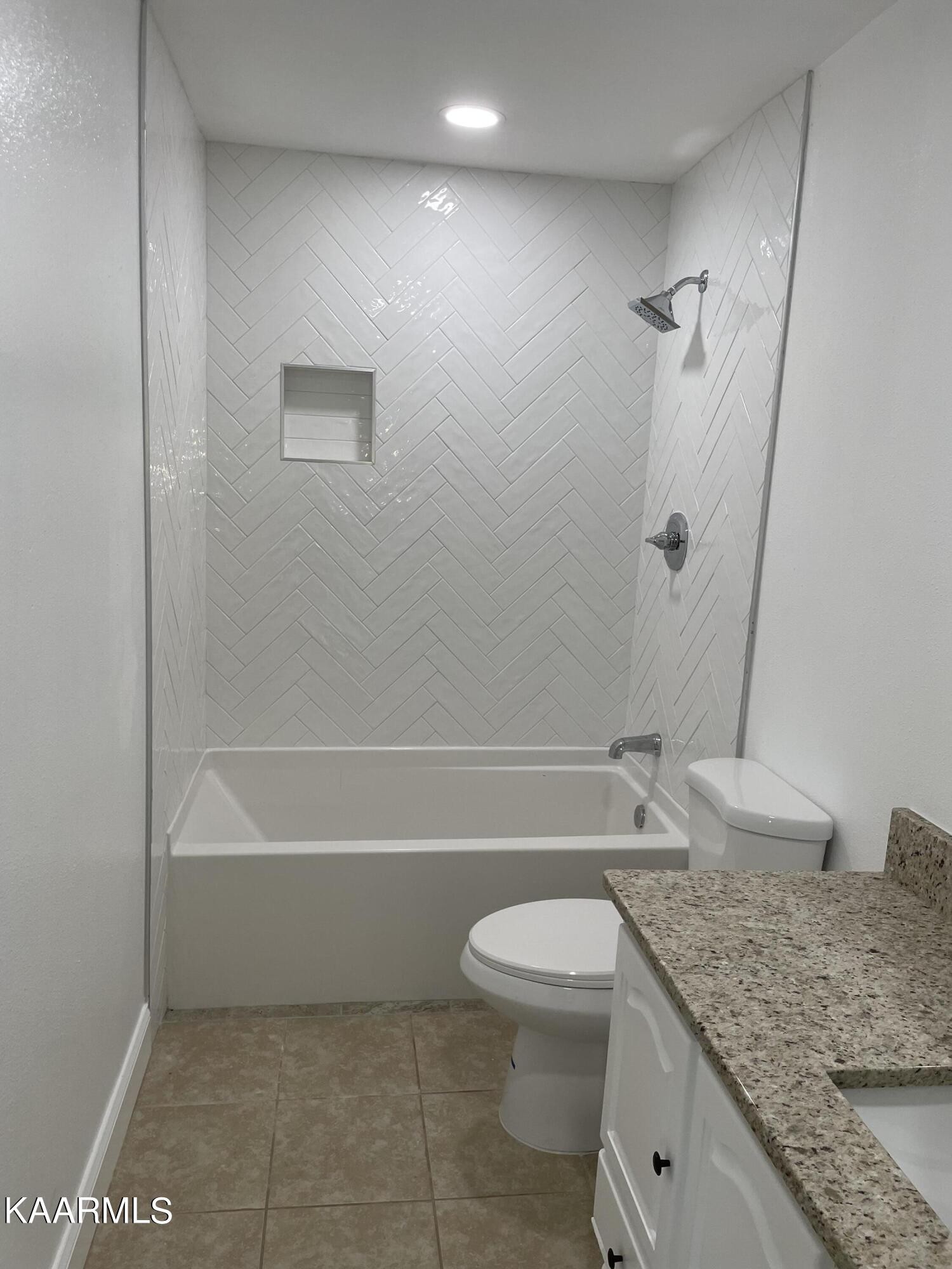 634 Oak Grove Road Madisonville, TN 37354 - Photo 13 of 27 Gallery Image 13