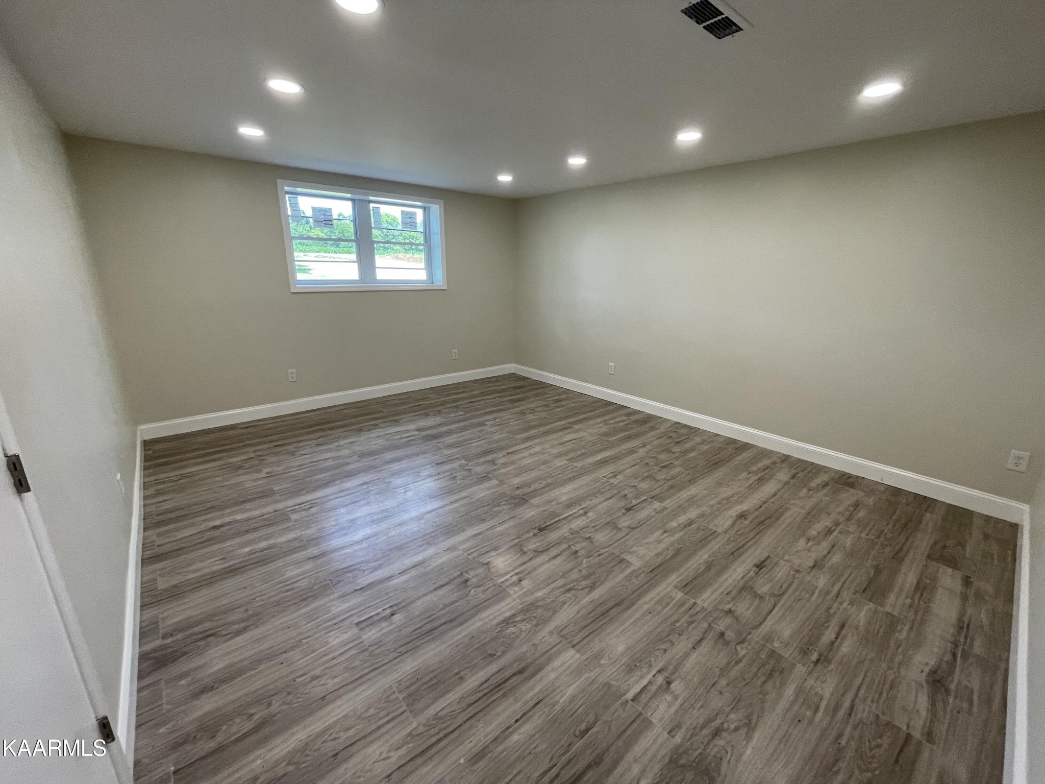 634 Oak Grove Road Madisonville, TN 37354 - Photo 16 of 27 Gallery Image 16