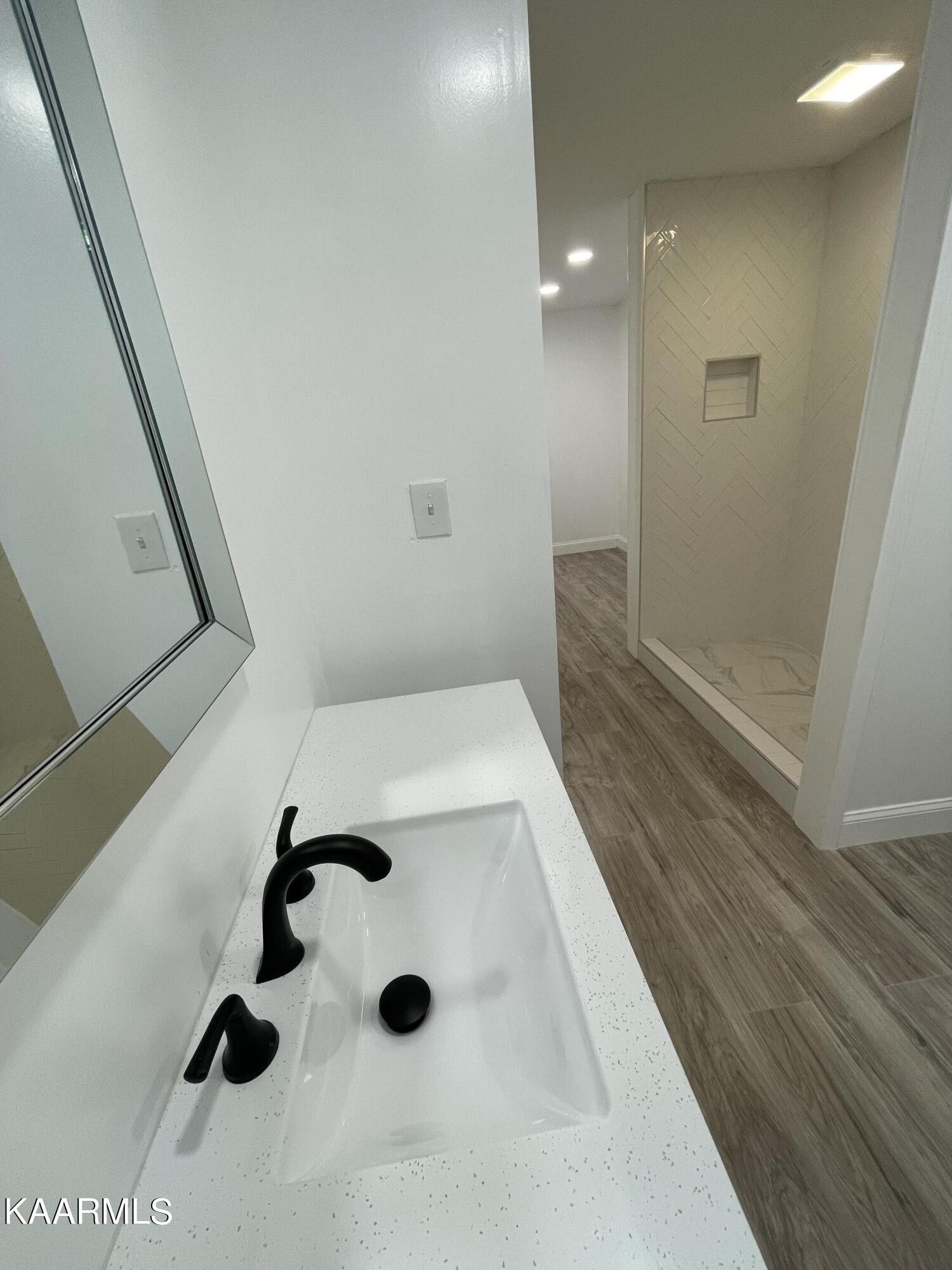 634 Oak Grove Road Madisonville, TN 37354 - Photo 21 of 27 Gallery Image 21