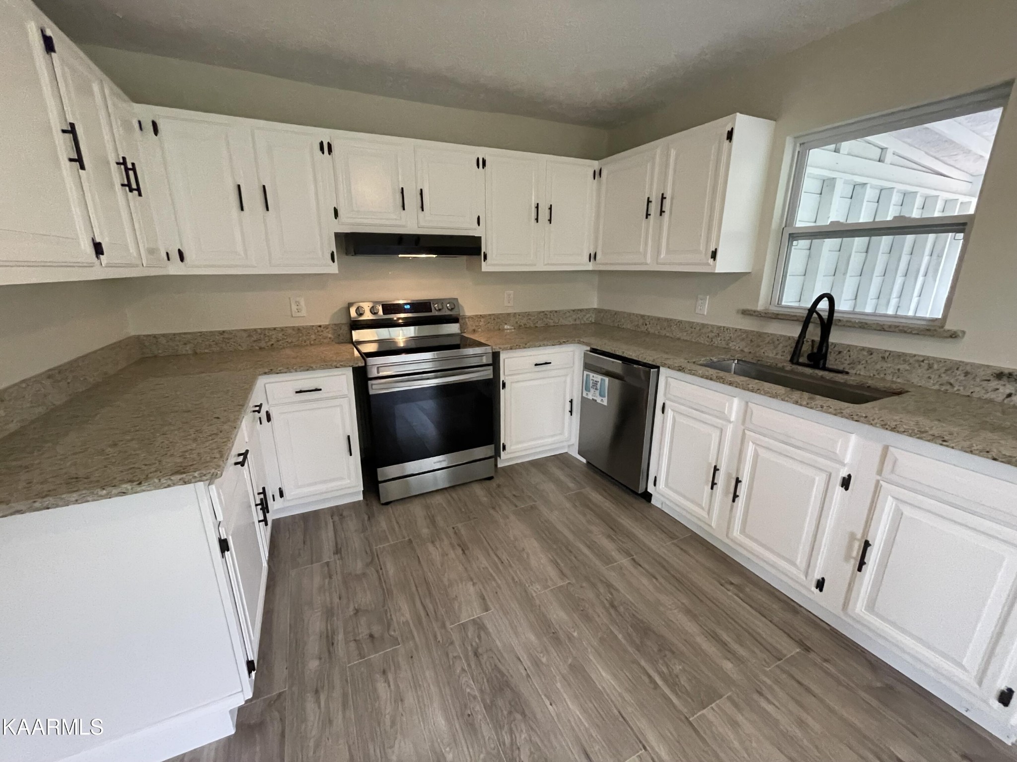 634 Oak Grove Road Madisonville, TN 37354 - Photo 6 of 27 Gallery Image 6