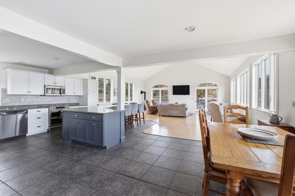 18 River Road North Brookfield, MA 01535 - Photo 14 of 33