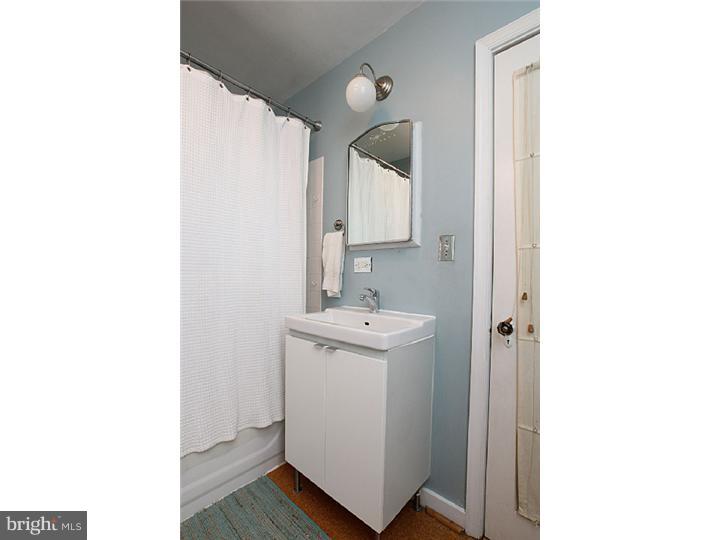 632 Reed Street Philadelphia, PA 19147 - Photo 23 of 25 Gallery Image 23