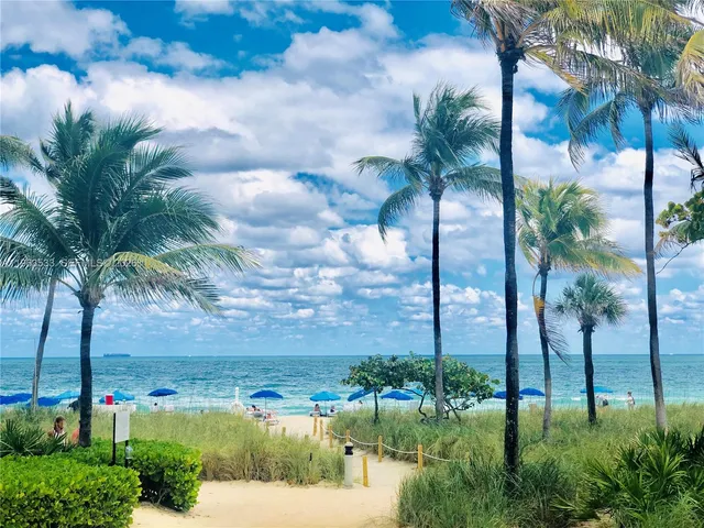 $779,944 | 10275 Collins Avenue, Unit 427, Bal Harbour, FL 33154