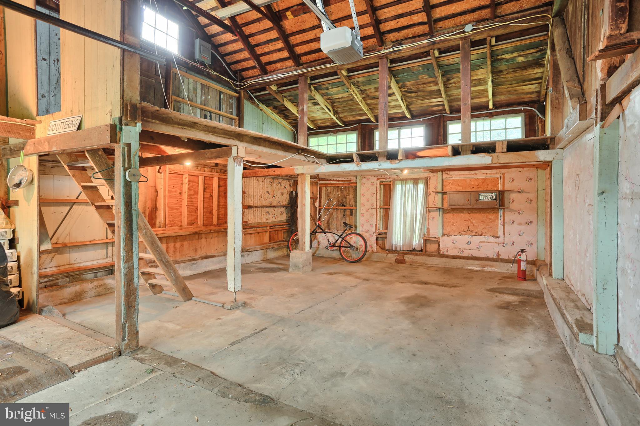 321 Union Road Lebanon, PA 17046 - Photo 45 of 50 Extra storage and room in 2 car garage