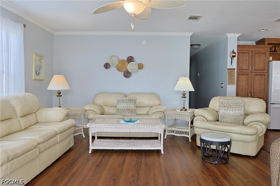 9 Dill Alva, FL 33920 - Photo 8 of 47