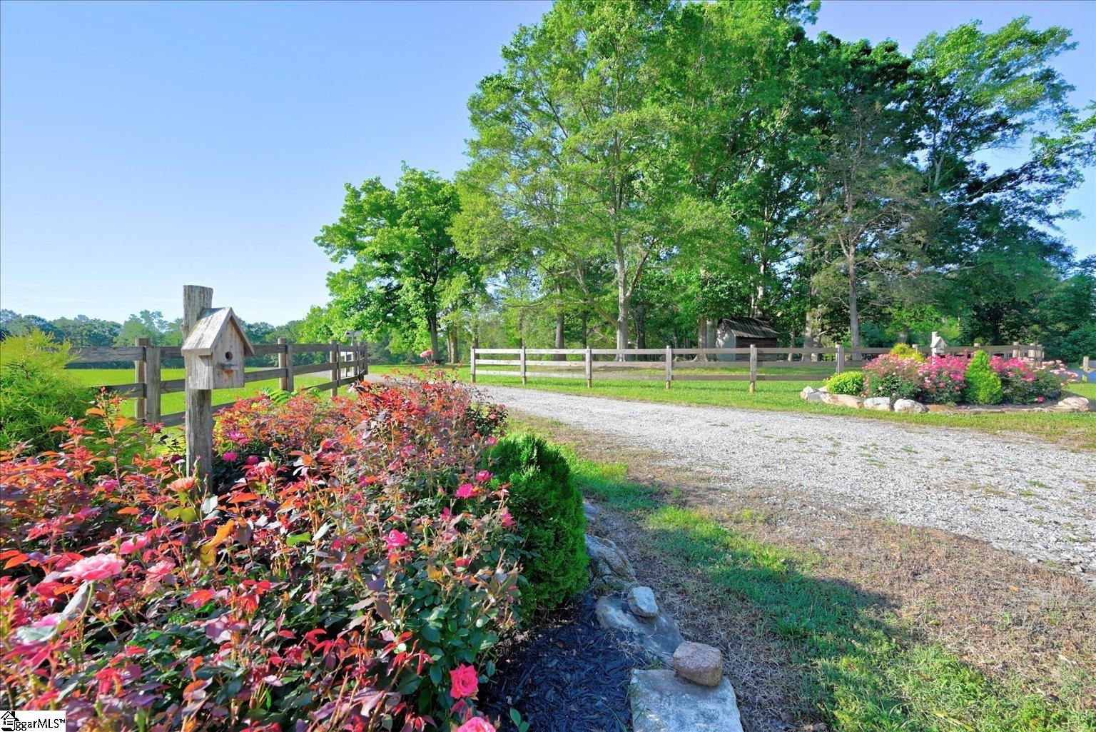 833 Duncan Creek Church Road Clinton, SC 29325 - Photo 2 of 50