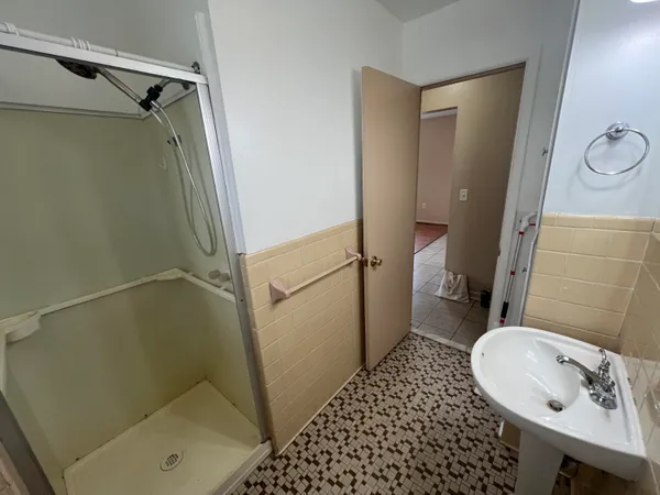 $1,400 | 7944 Grand Street, Unit 1, Dexter, MI 48130