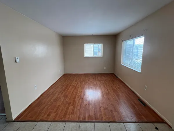 $1,400 | 7944 Grand Street, Unit 1, Dexter, MI 48130