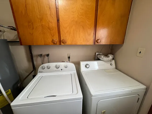 $1,400 | 7944 Grand Street, Unit 1, Dexter, MI 48130