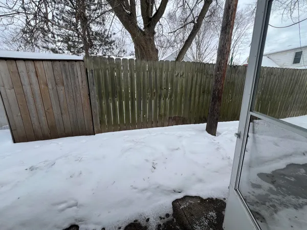 $1,400 | 7944 Grand Street, Unit 1, Dexter, MI 48130