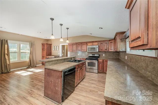 $220,000 | 4562 Foster Blackmon Drive, Heath Springs, SC 29058