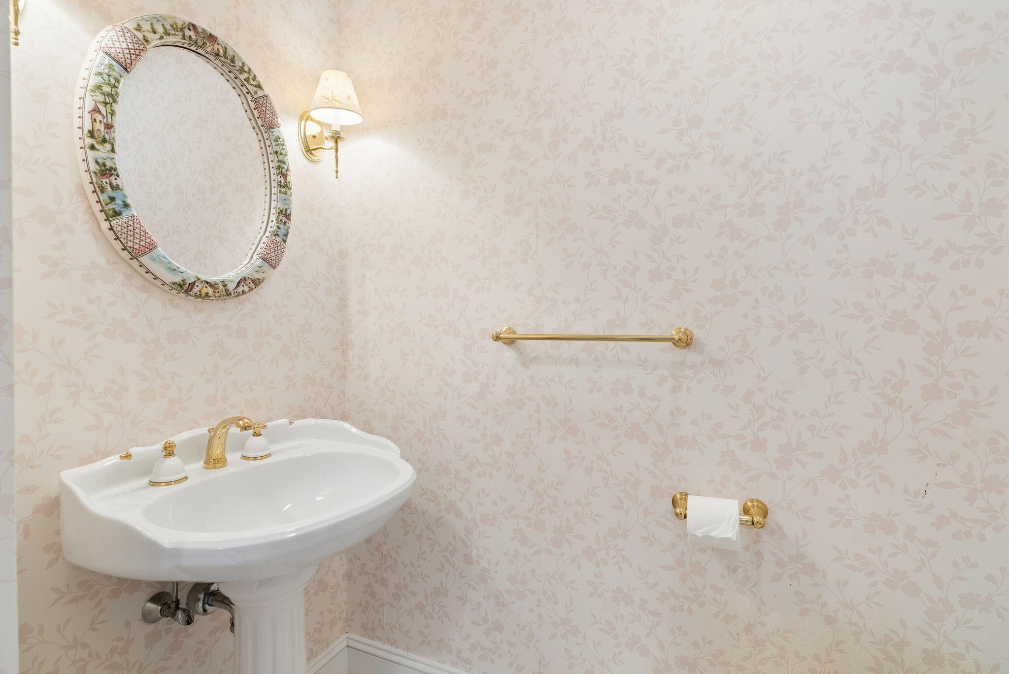 7 Granite Ridge Road, Unit 7 Cumberland, ME 04110 - Photo 19 of 49 1st Floor Powder Room