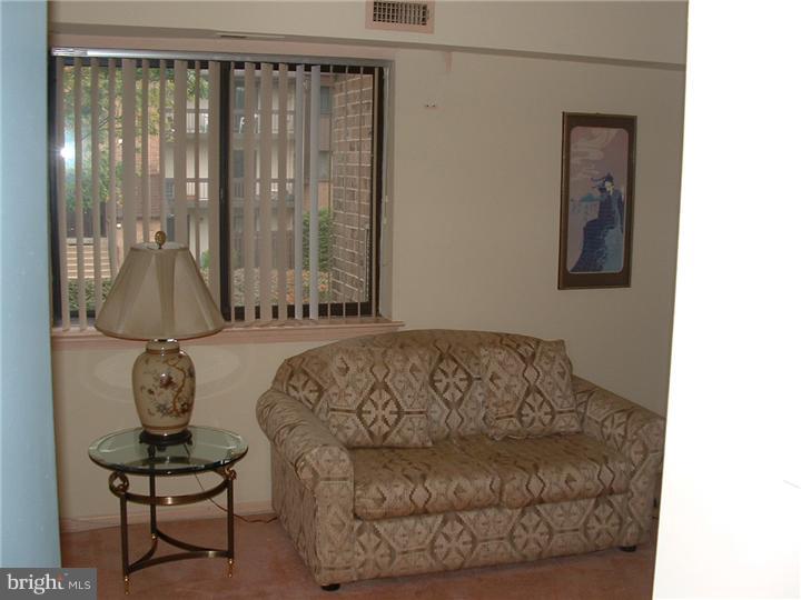 1203 Delaire Landing Road Philadelphia, PA 19114 - Photo 13 of 22