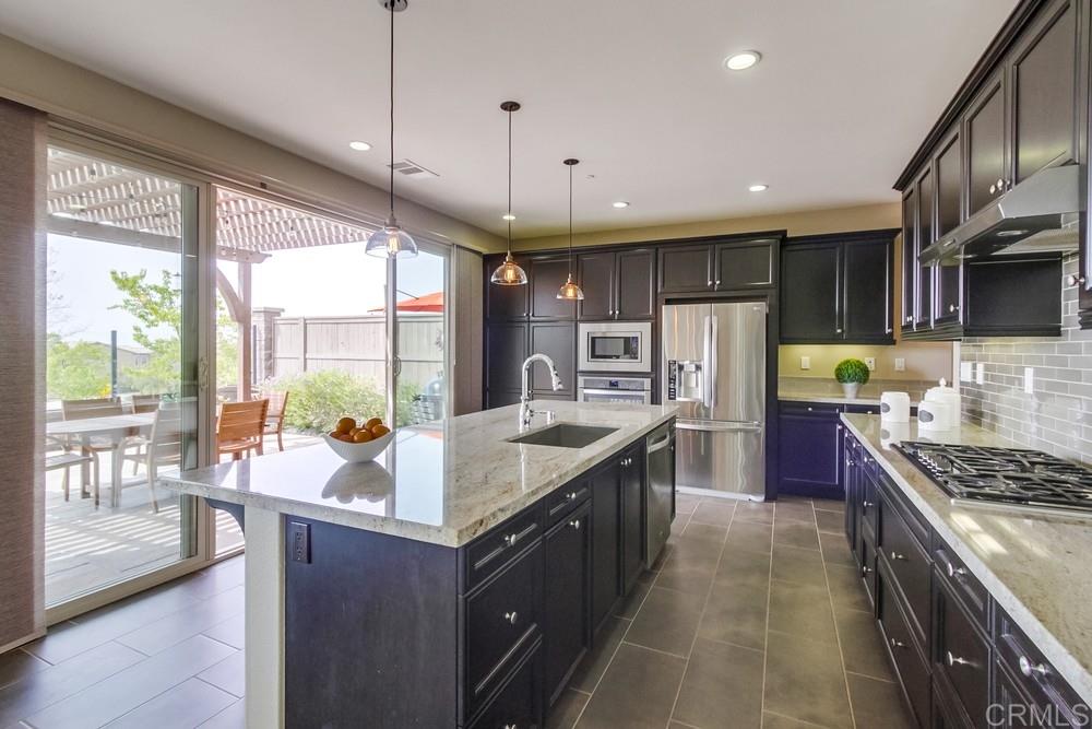 15838 Potomac Ridge Road San Diego, CA 92127 - Photo 8 of 25 Gallery Image 8