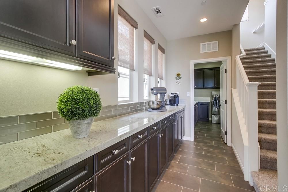 15838 Potomac Ridge Road San Diego, CA 92127 - Photo 9 of 25 Gallery Image 9