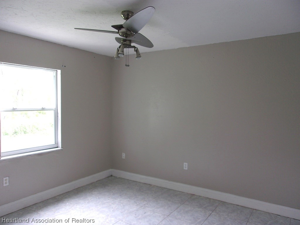 4121 Schumacher Road Sebring, FL 33872 - Photo 17 of 26 Gallery Image 17