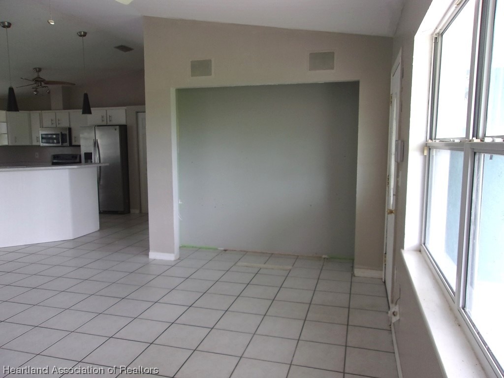 4121 Schumacher Road Sebring, FL 33872 - Photo 3 of 26 Gallery Image 3