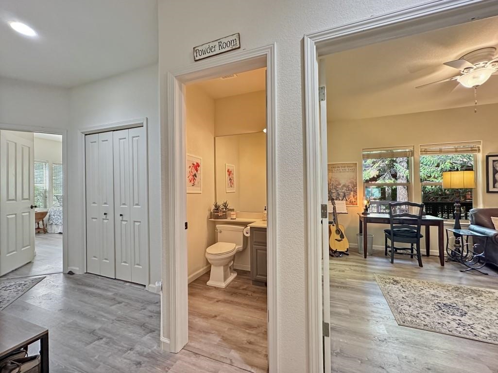 27 One Horse Way Clio, CA 96106 - Photo 21 of 38 a view of a bathroom from the hallway