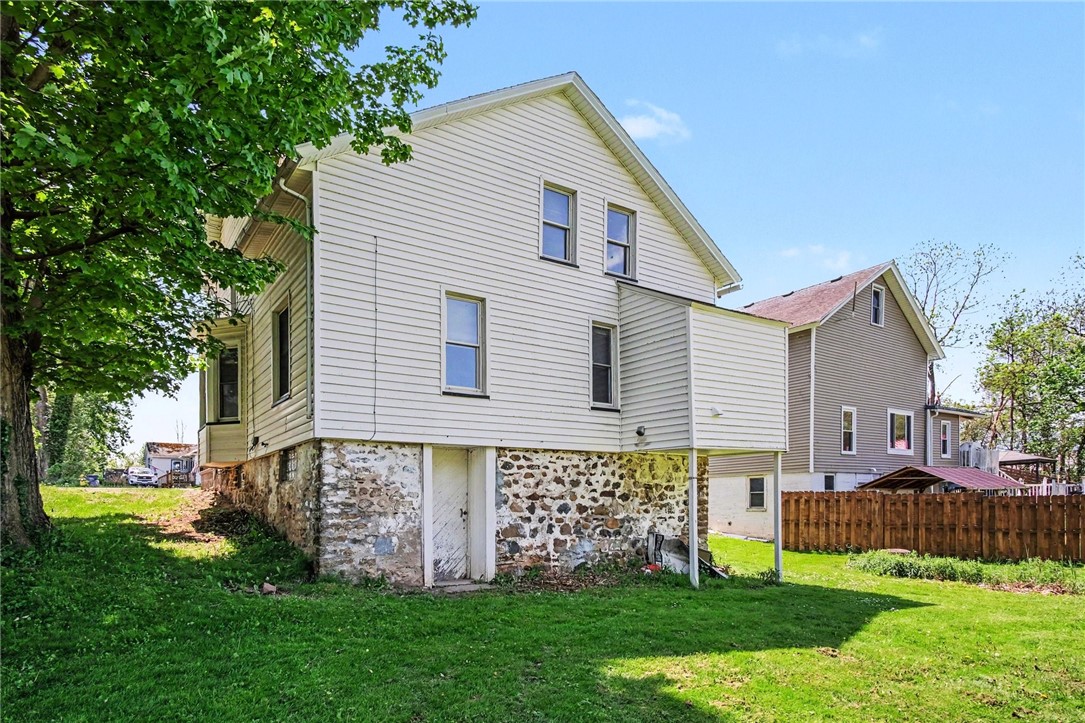 1897 Ridge Road Ontario, NY 14519 - Photo 28 of 31