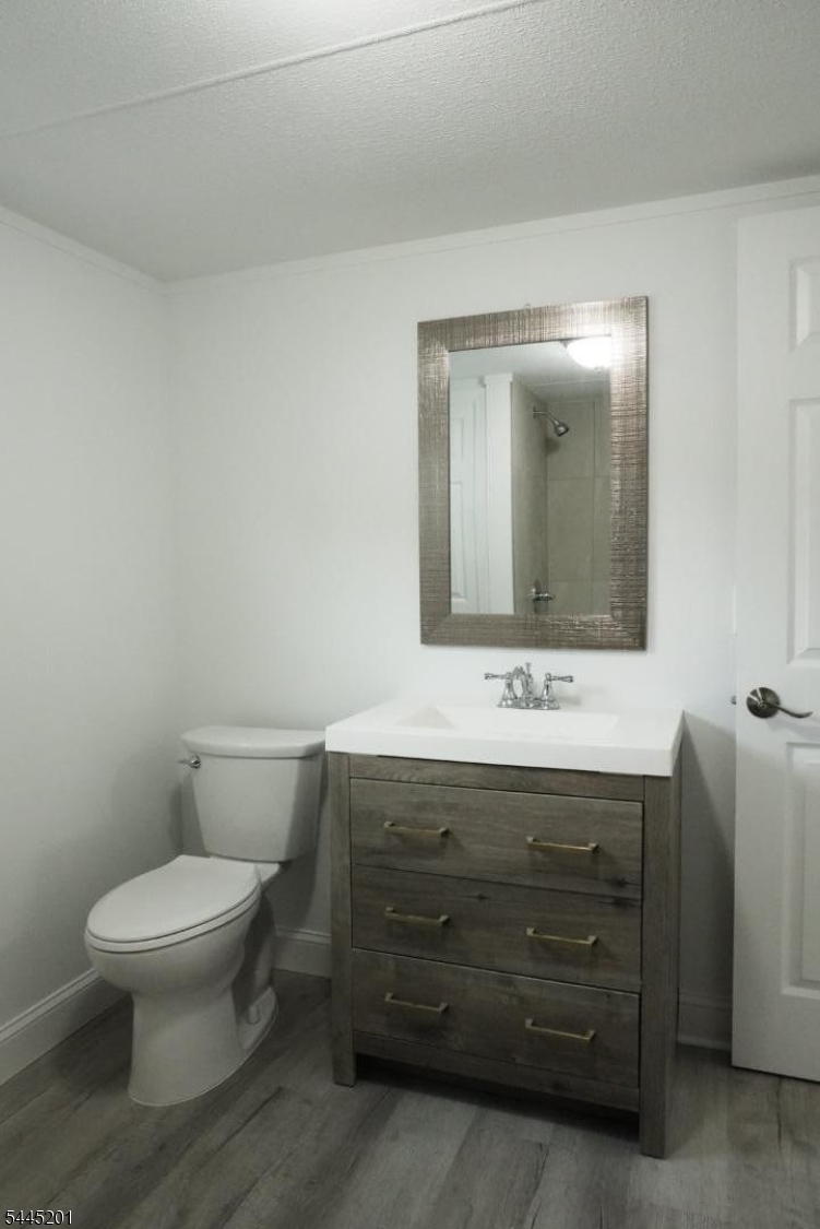 15 3rd Street Wayne, NJ 07470 - Photo 8 of 12