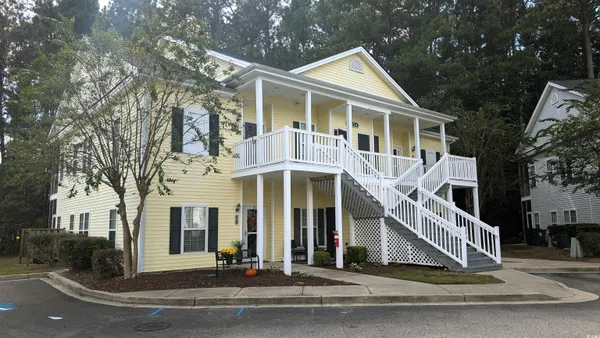 $1,600 | 5054 Belleglen Court, Unit 201, Myrtle Beach, SC 29579