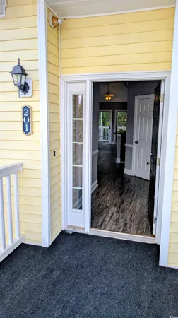 $1,600 | 5054 Belleglen Court, Unit 201, Myrtle Beach, SC 29579