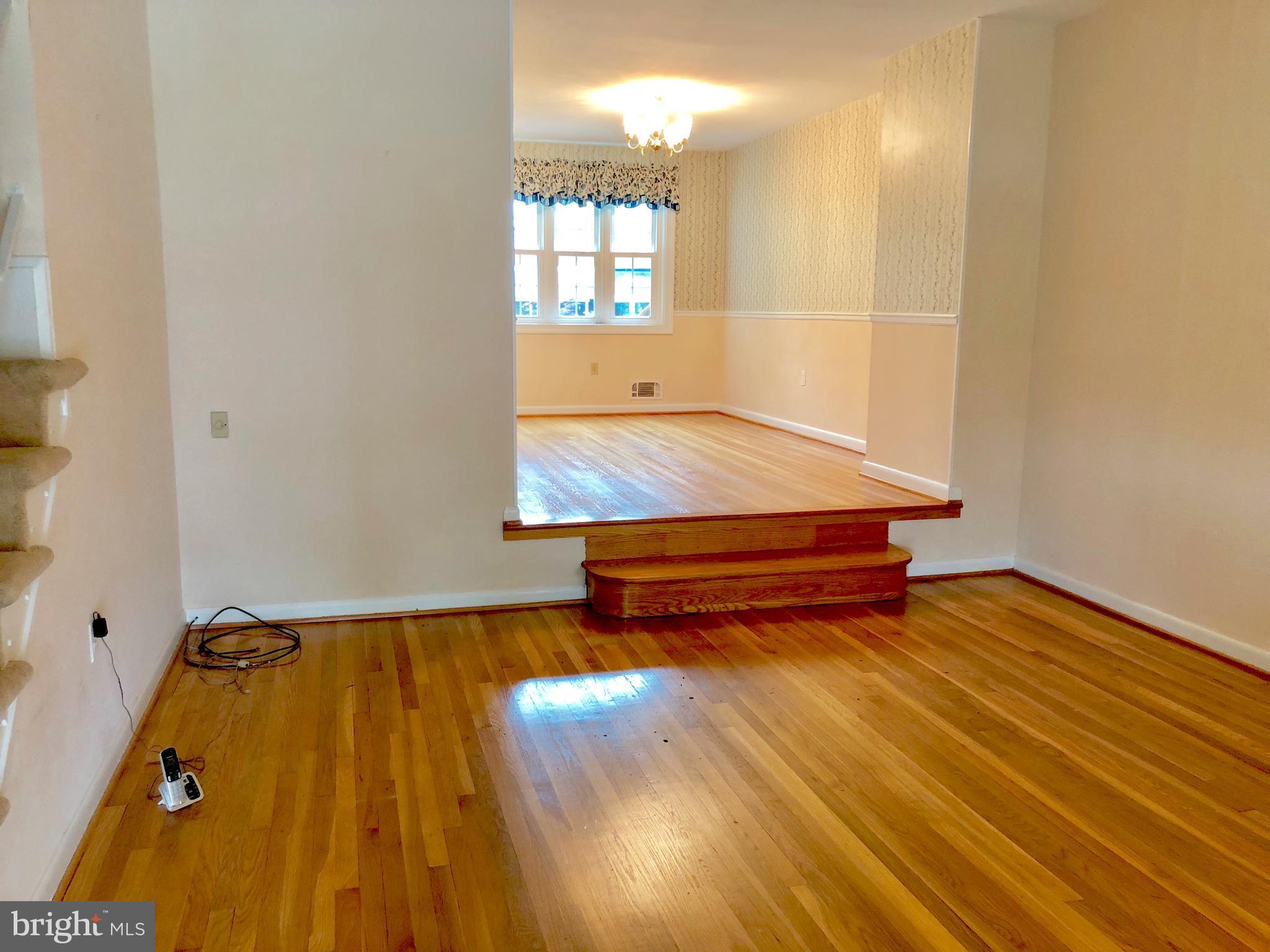 8547 Kings Ridge Road Baltimore, MD 21234 - Photo 2 of 20 Family Room